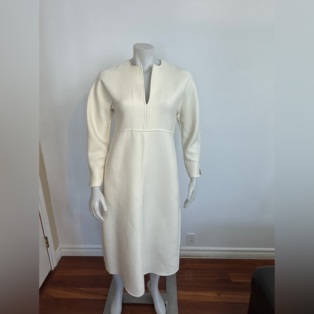 ZARA - contemporary Cream Long-Sleeve Sheath Dress. Medium - Picture 4 of 7